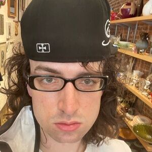 Meet your Posher, Zeke